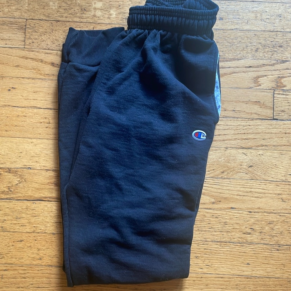Black Champion joggers men’s small